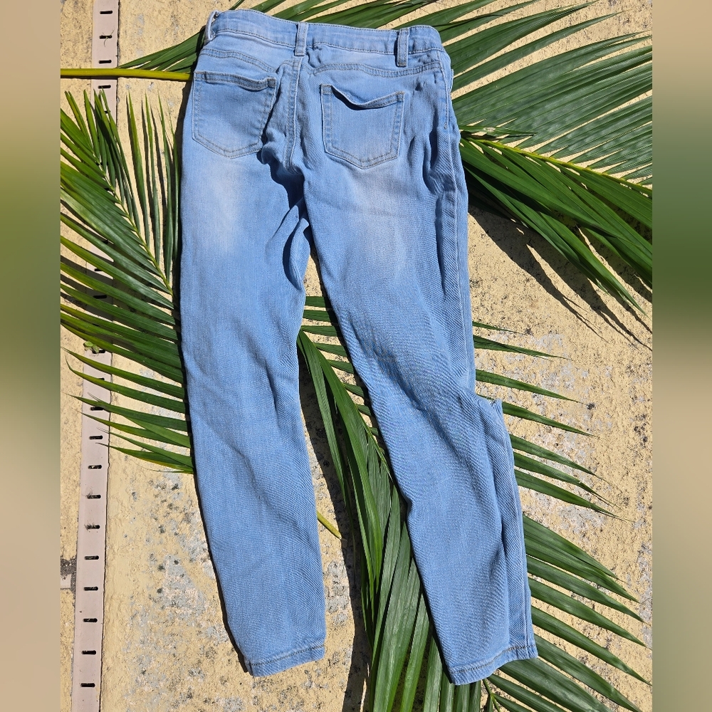 Distressed Light Blue Jeans - Picture 3 of 3
